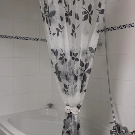 Les Temps Heureux Elegant Appartement *